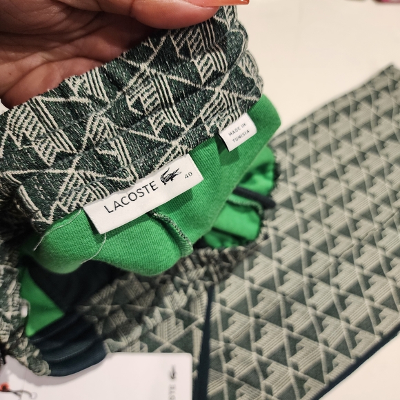 Lacoste Green Patterned Polo and Pants Set - Picture 4 of 8